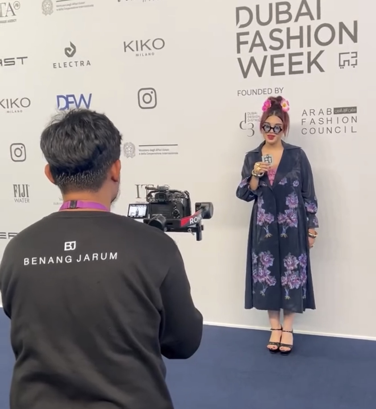 Parmida Askari being filmed at Dubai Fashion Week